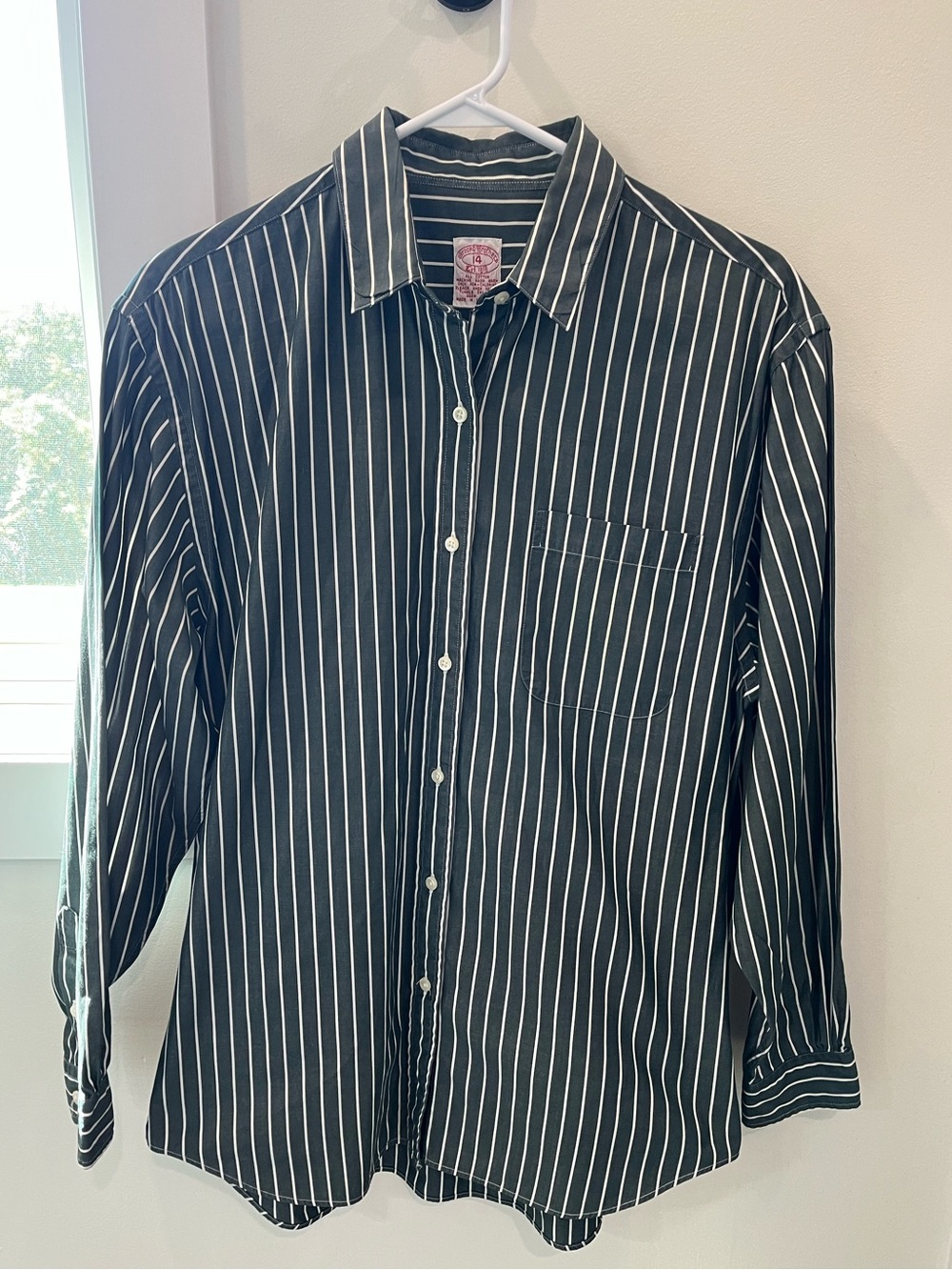 Vintage Brooks Brothers Women’s Button Up Blouse dark green/white stripes